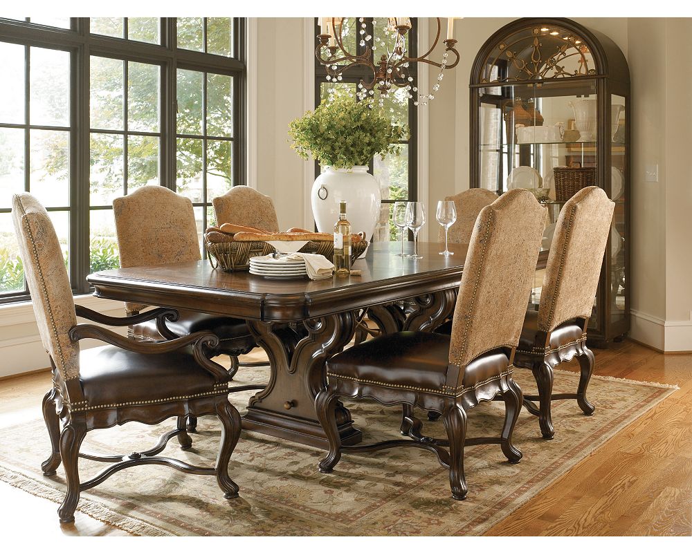 Thomasville Dining Room Set With Glass Table